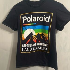 Polaroid T
